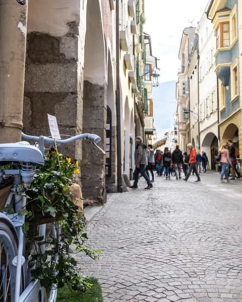 Shopping in the Merano Portici