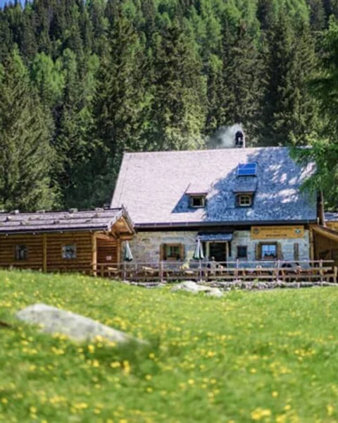 Ifinger Hut