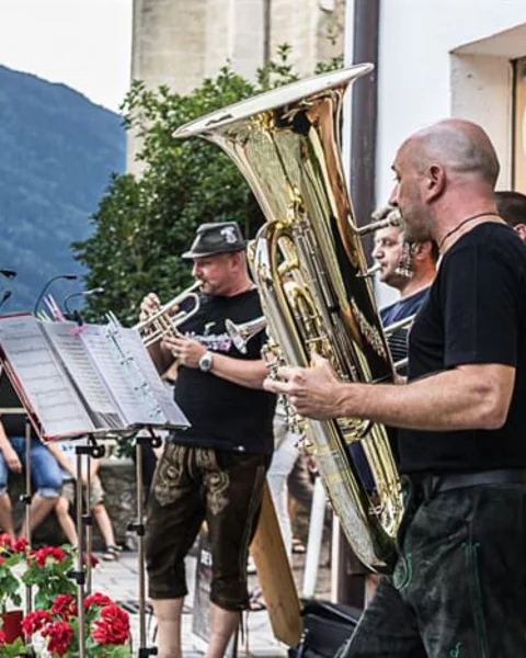 Monday: „Tiroler Abendrot“ in Dorf Tirol