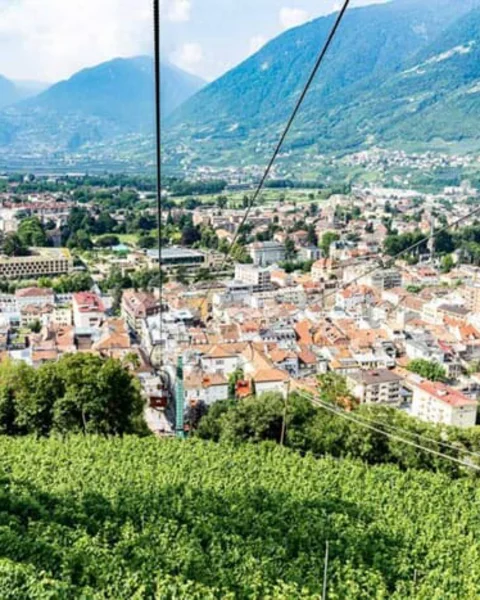 Chairlift Merano – Tirolo