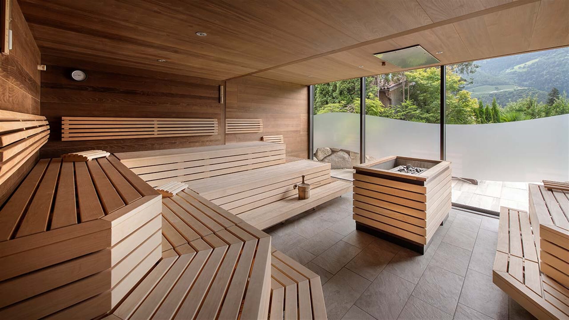 Wellness Hotel Roessl 2